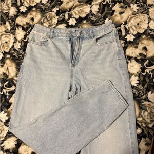 American Eagle Curvy Mom Jean